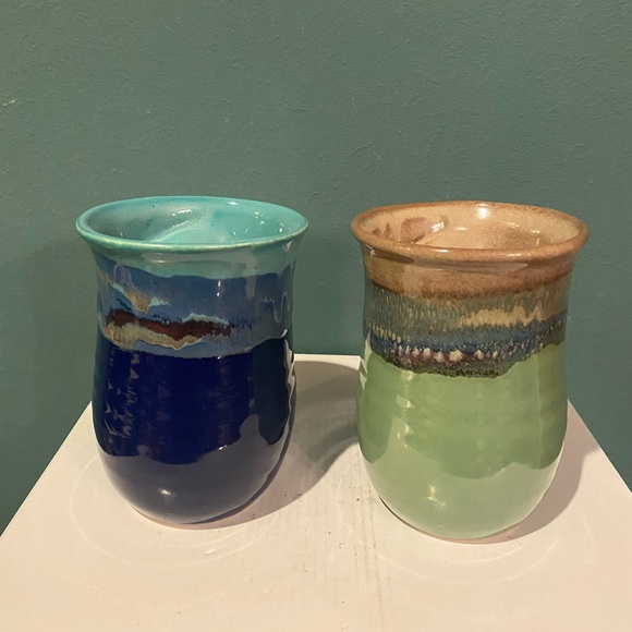 Neher Clay in Motion Mossy Creek Pottery Hand Warmer Mugs - Set of 2 - Picture 5 of 8